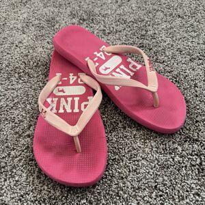 Vintage PINK by Victoria’s Secret VS flip flops Size Medium (7/8)